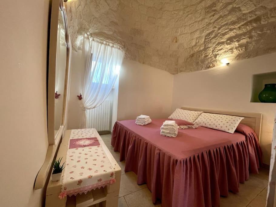 Valle D'Itria Trullo Sovrano Sul Monte Cisternino Zewnętrze zdjęcie
